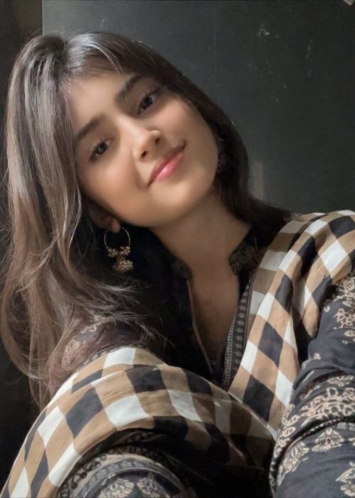 Escorts-Service-in-Karachi